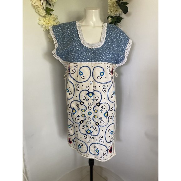 Vintage Homemade Jumper Dress Pinafore Apron 70's Embroidery Calico Farm Cottage - Picture 10 of 12